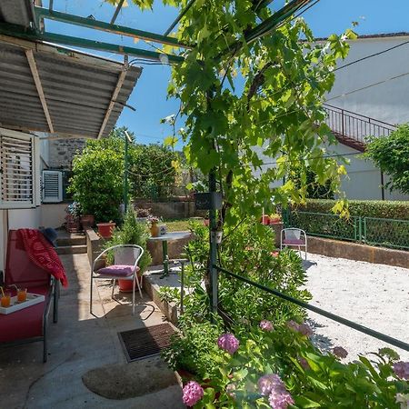 Apartment Hrabar Longo 特罗吉尔 外观 照片