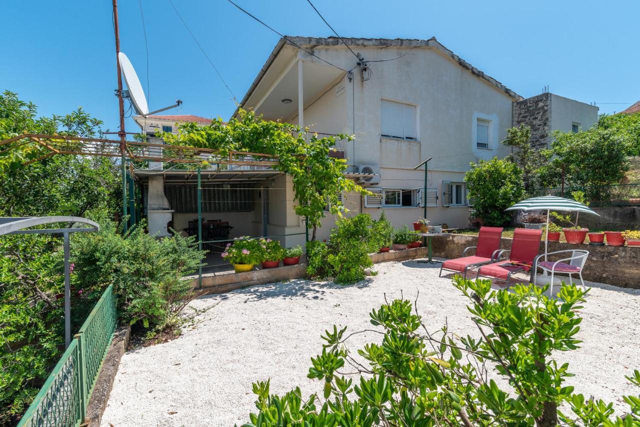Apartment Hrabar Longo 特罗吉尔 外观 照片
