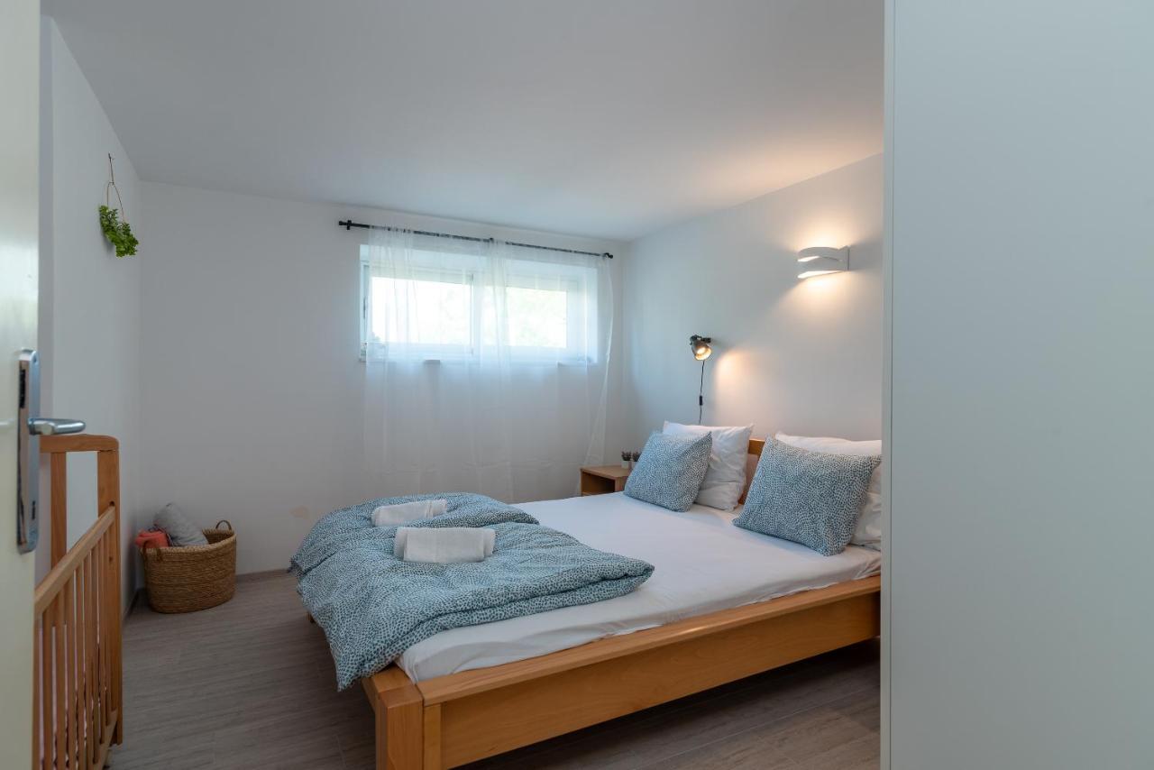 Apartment Hrabar Longo 特罗吉尔 外观 照片