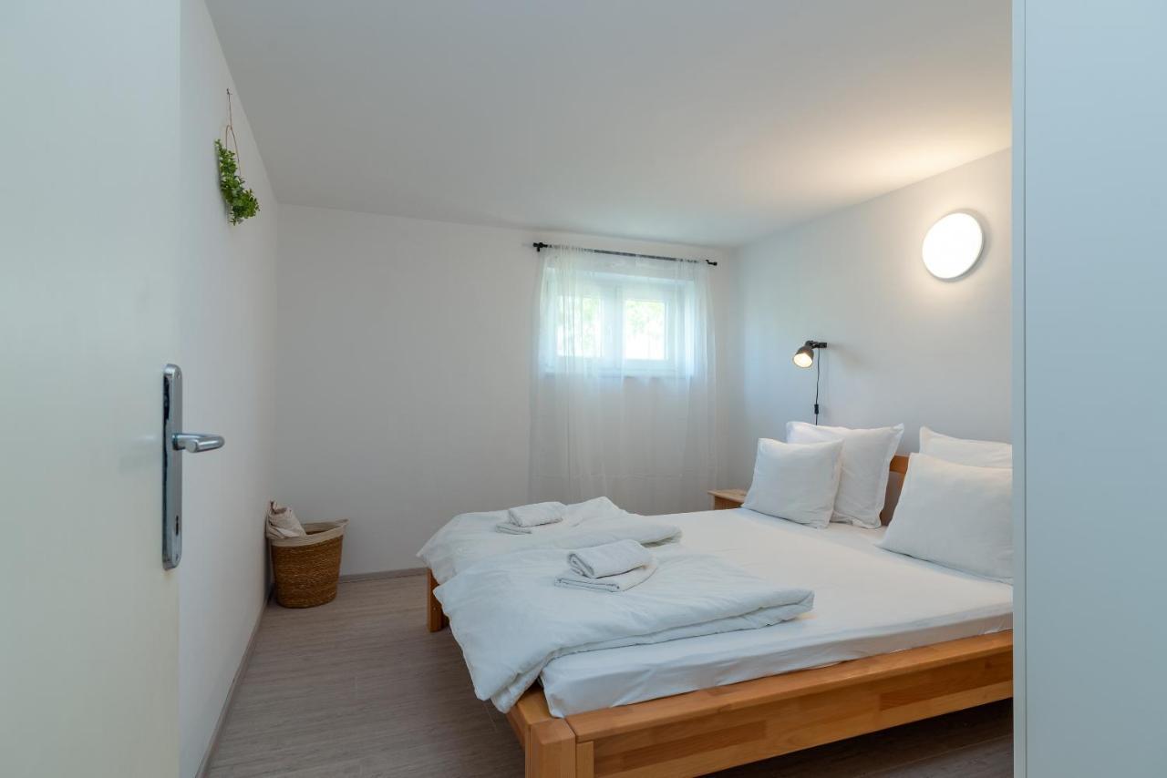 Apartment Hrabar Longo 特罗吉尔 外观 照片