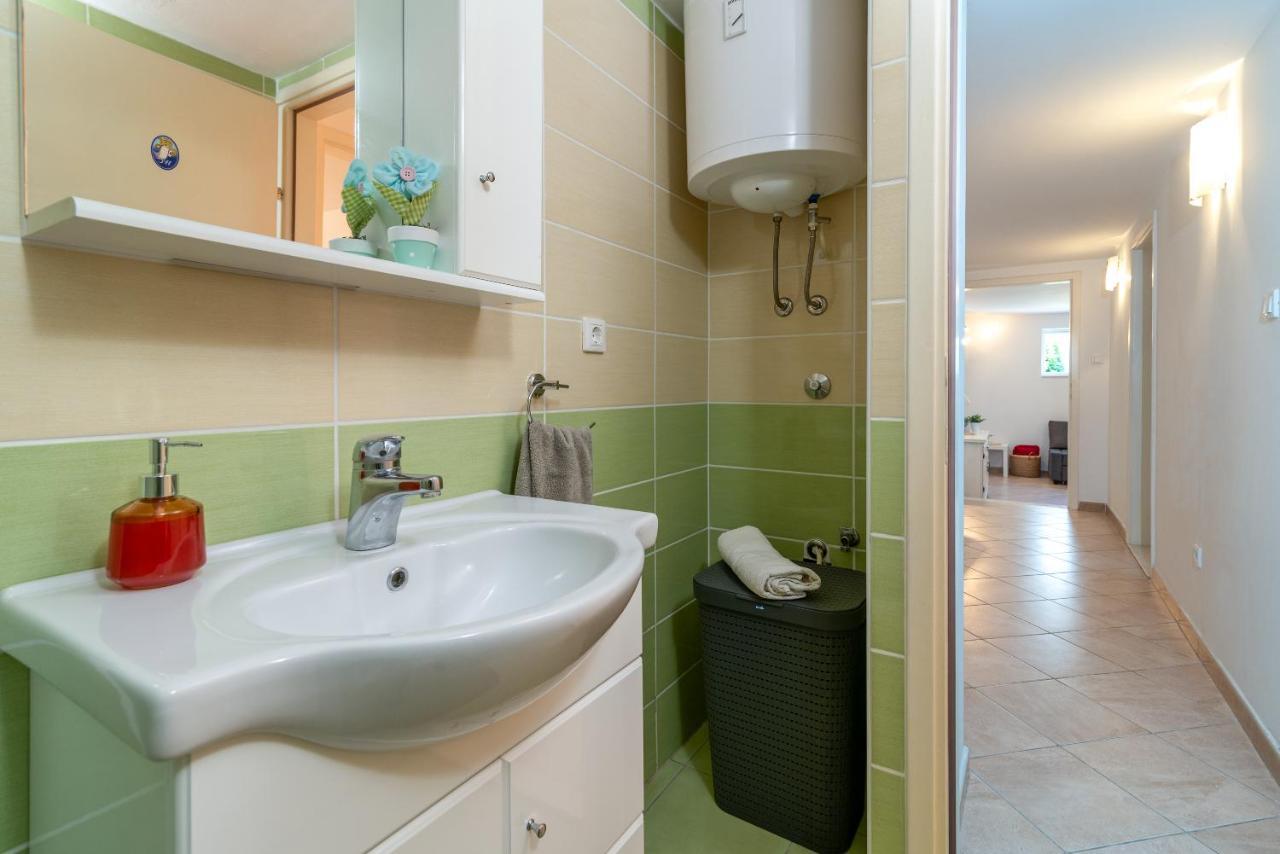 Apartment Hrabar Longo 特罗吉尔 外观 照片