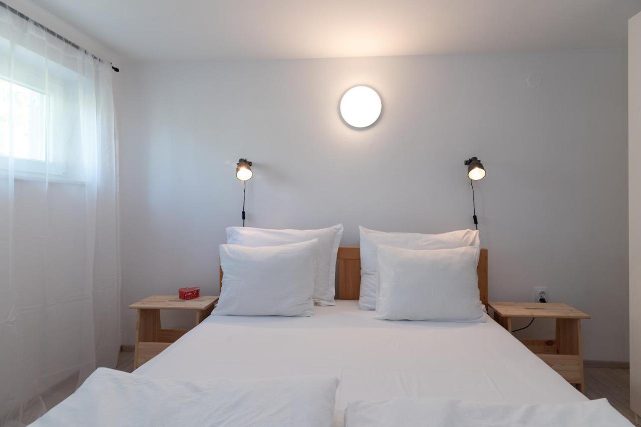 Apartment Hrabar Longo 特罗吉尔 外观 照片